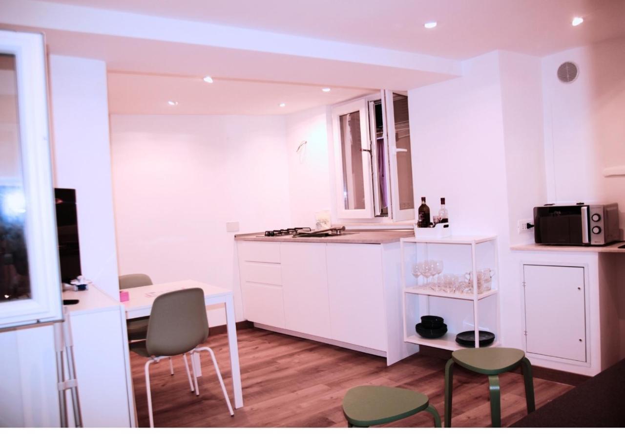La Casa Di Aly Apartment Genoa Bagian luar foto