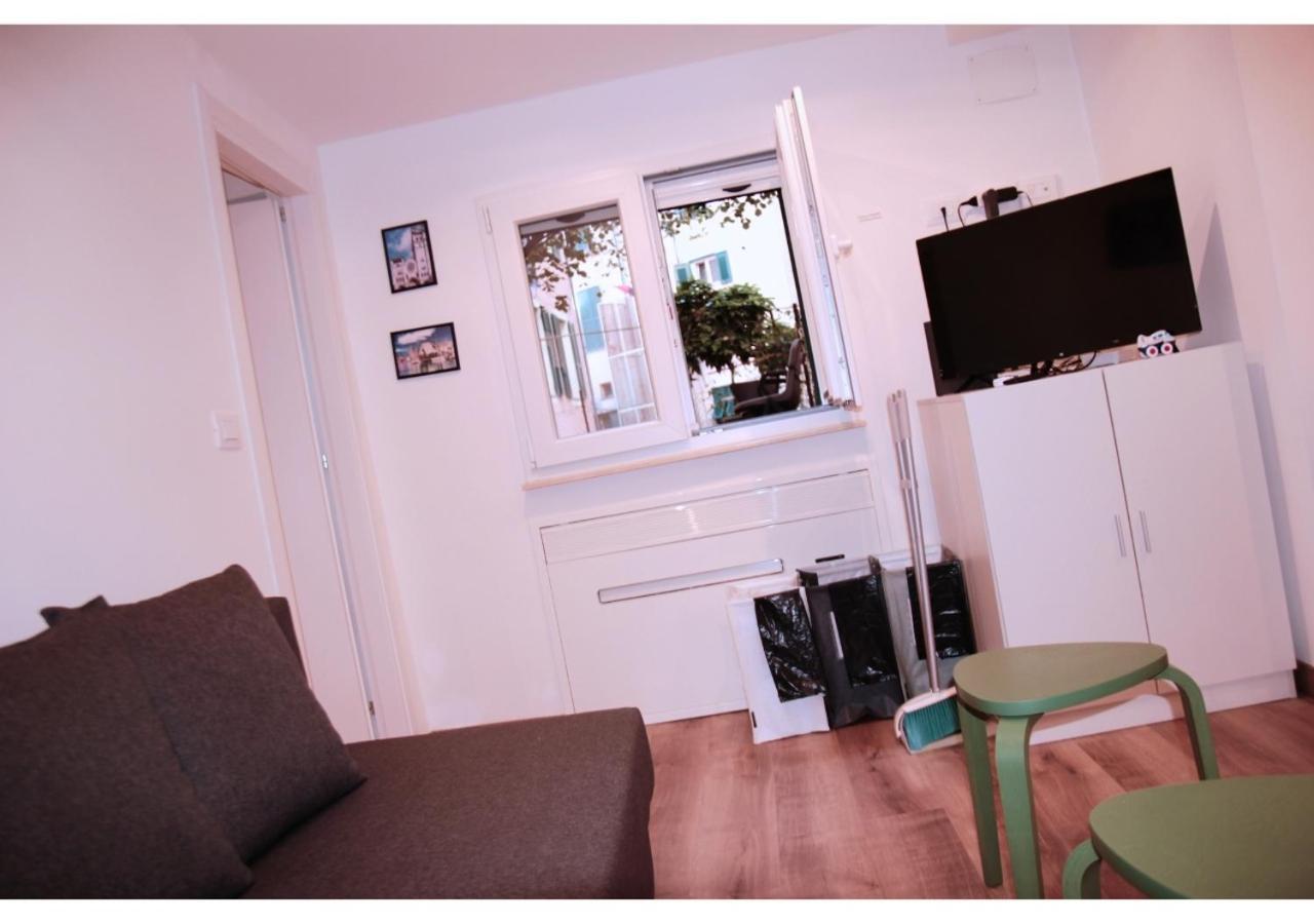 La Casa Di Aly Apartment Genoa Bagian luar foto